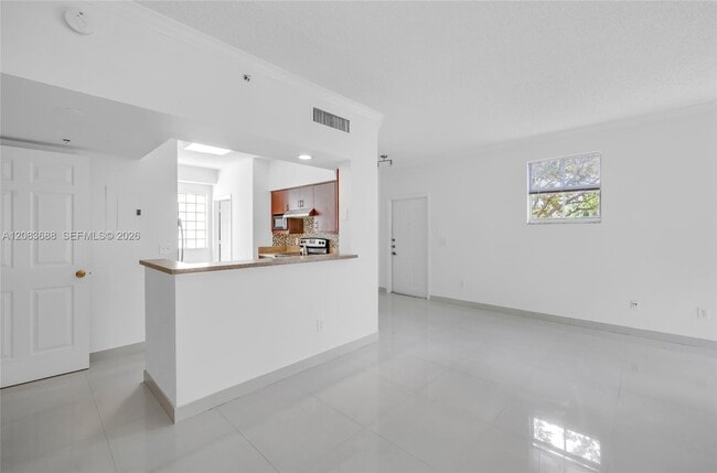 Building Photo - 3125 NE 184th St
