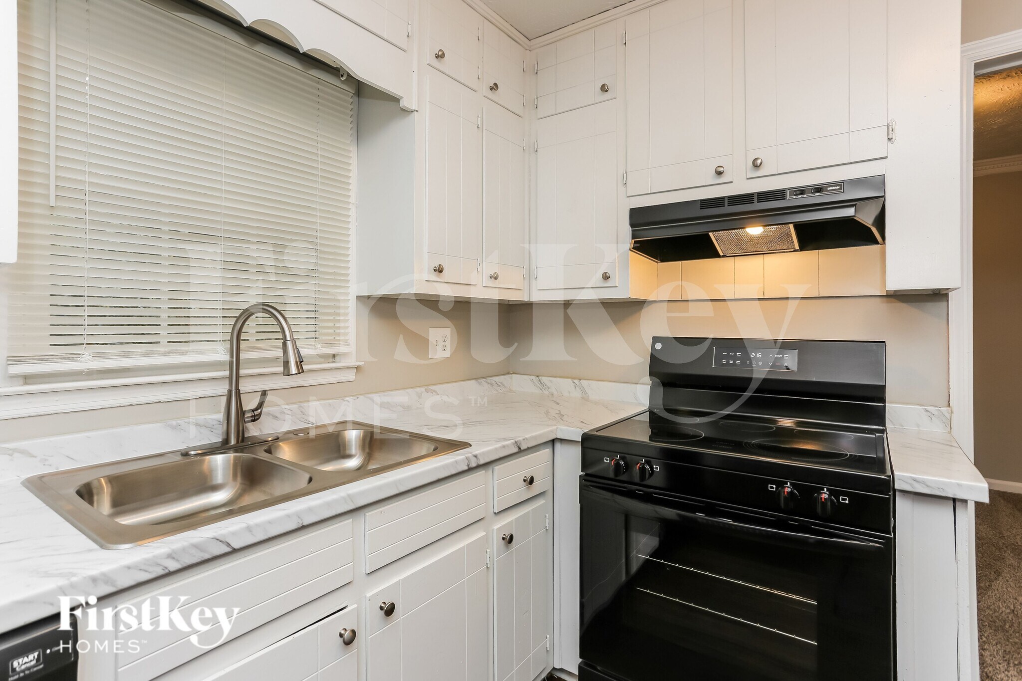 Building Photo - 2881 Hickory Trail