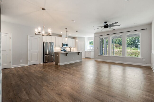 Building Photo - 75 Balfour Run