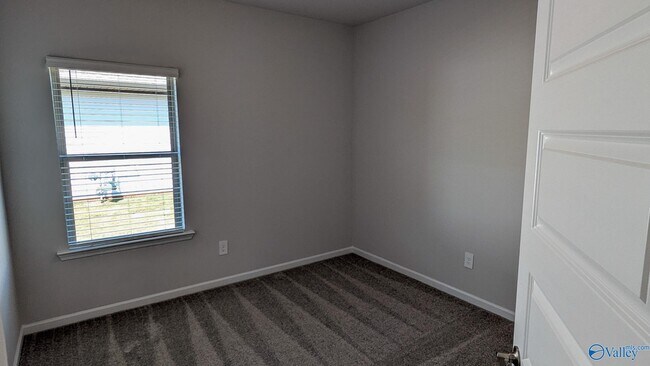 Building Photo - 162 Fenwick Pl