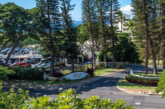 Building Photo - Beautiful Fully Furnished, 3 Bed/3 Bath Makali'i at Wailea Townhome with Infinity Pool