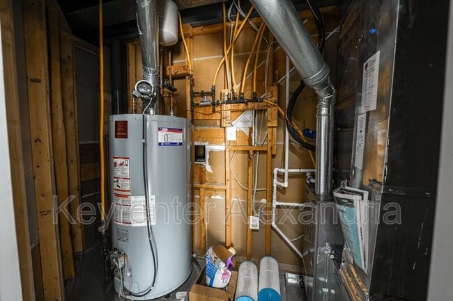 Building Photo - 13568 Heritage Farms Dr