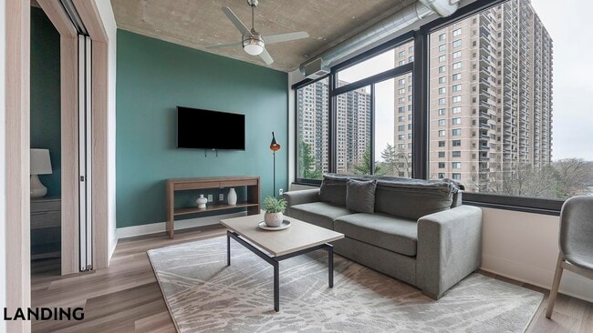 Building Photo - 5201 Leesburg Pike