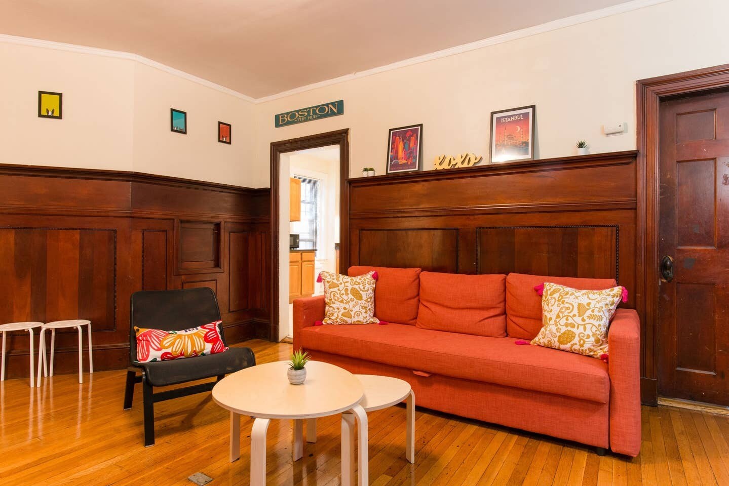 Building Photo - 1249 Beacon St