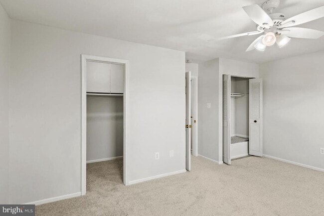 Building Photo - 7000 Ducketts Ln