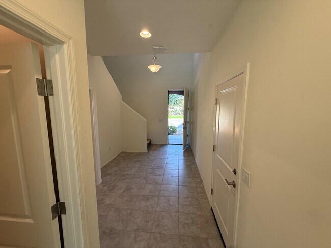 Building Photo - 7295 S Via Tierra Mesa