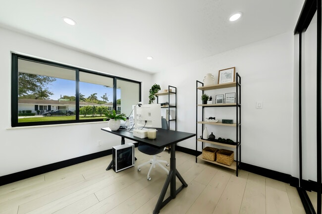 Building Photo - 8341 SW 87th Terrace