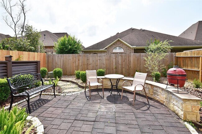 Building Photo - 1226 Sopris Dr