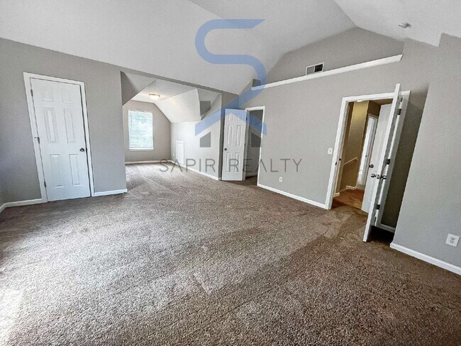Building Photo - Move in before October 15th and choose you...