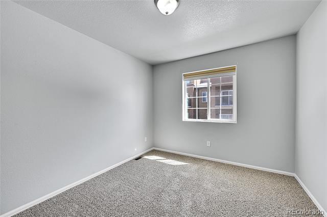 Building Photo - 4858 Kerry Lynn View