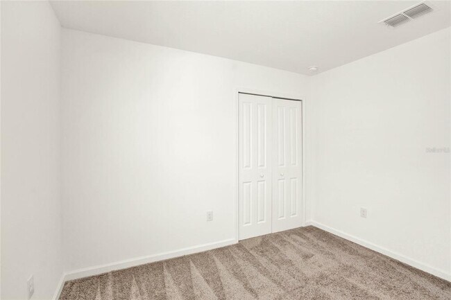 Building Photo - 517 Bell Prairie Cir
