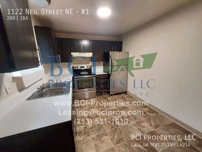 Building Photo - 1122 Neil St NE