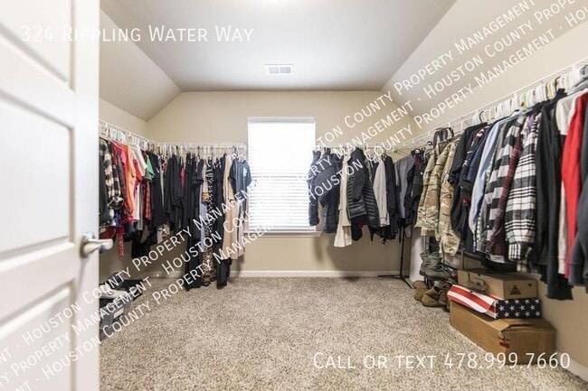Building Photo - 324 Rippling Water Way