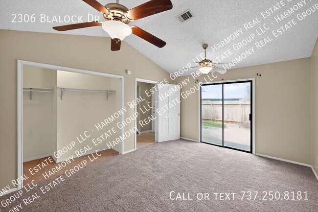 Building Photo - 2306 Blalock Dr