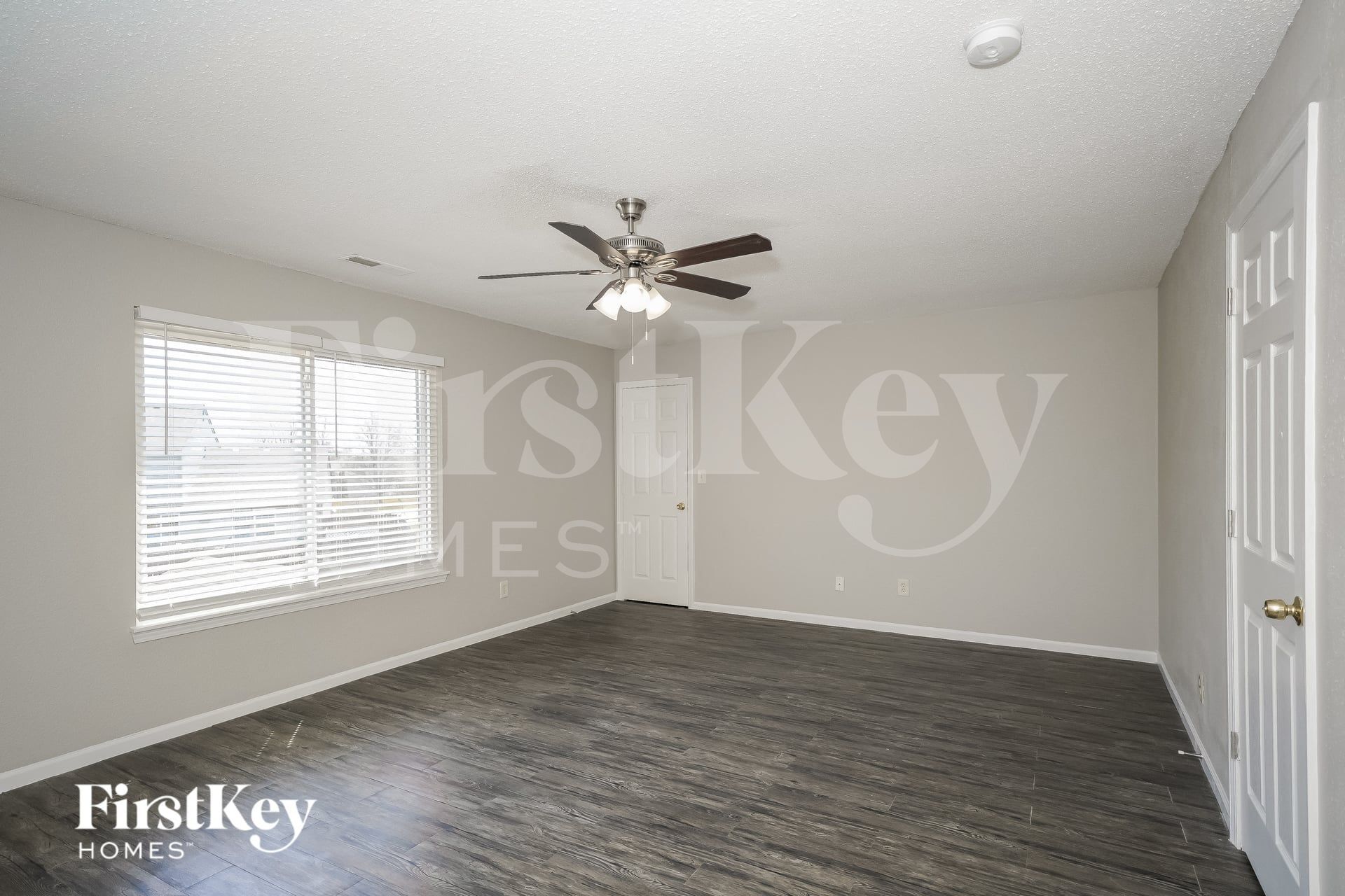 Building Photo - 837 Franklin Lakes Blvd