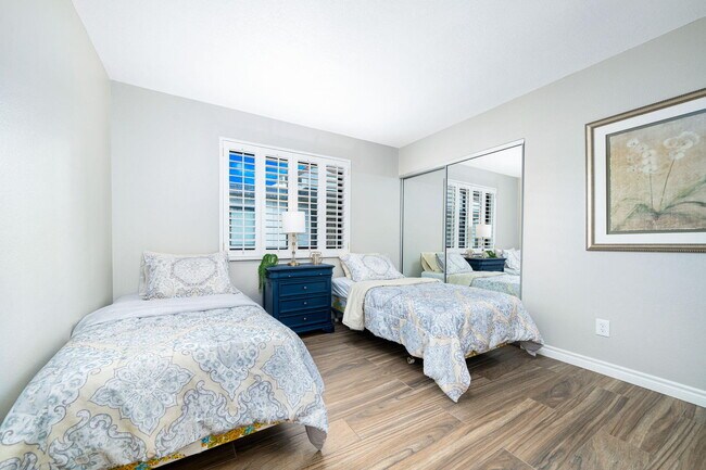 Building Photo - 187 Torremolinos Dr