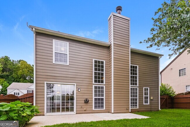Building Photo - 205 Ashland Dr