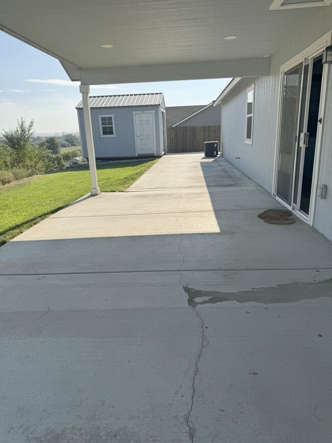 Building Photo - Orchard Terrace Umatilla