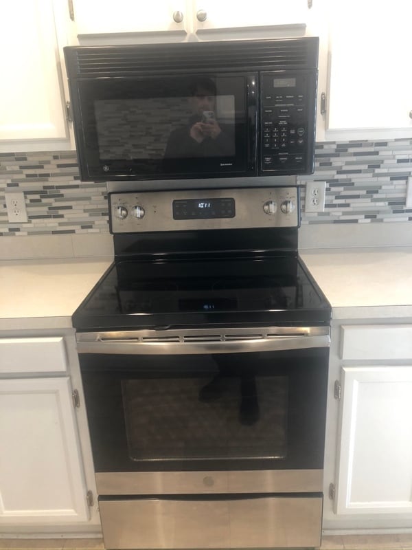 Building Photo - 9105 Kings Canyon Dr