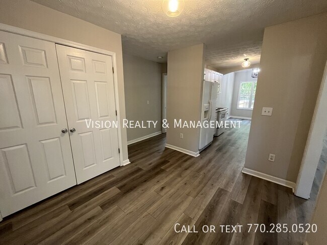 Building Photo - 116 McKenzie Overlook Dr