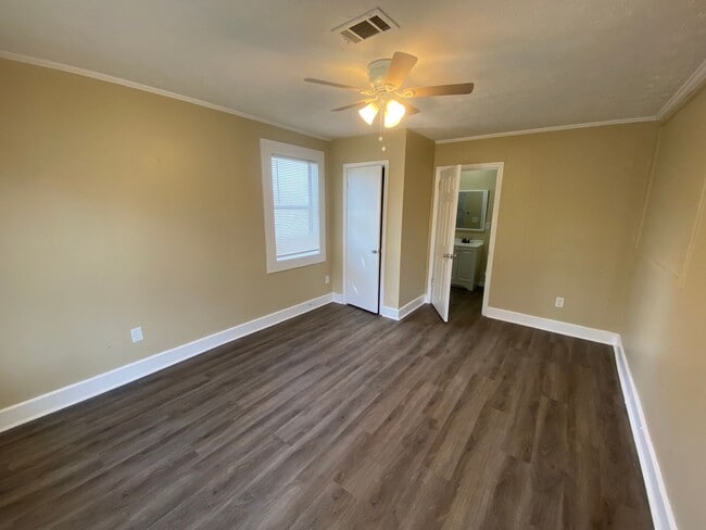 Building Photo - **ON HOLD**Remodeled Midtown Columbus, GA 3 Bedroom / 2 Bathroom Home for Rent***