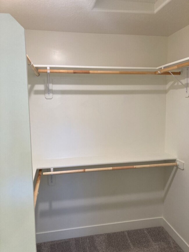 Building Photo - 3 Bed - 2.5 Bath, Newer Construction, Larg...