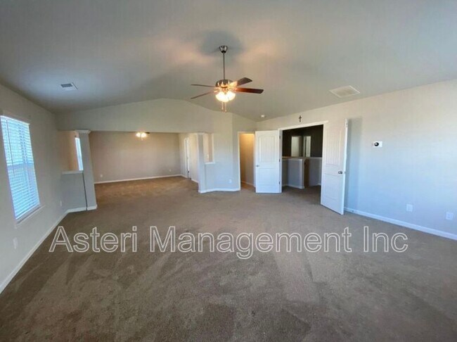 Building Photo - 300 Ousley Way