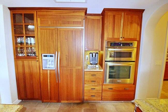 Building Photo - Tastefully Furnished and Exquisite 4 Bed/3 Bath in Hokulani Golf Villas with Ocean Views & Amenit...