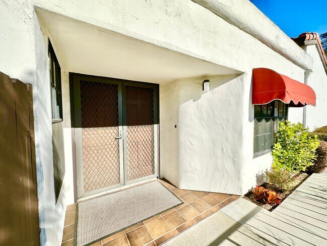 Building Photo - Sweet Single-Story, Completely Detached, Home in the Picturesque Fallbrook Village HOA Community!