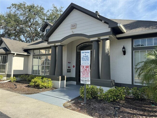 Building Photo - 1101 Vintage Village Ln