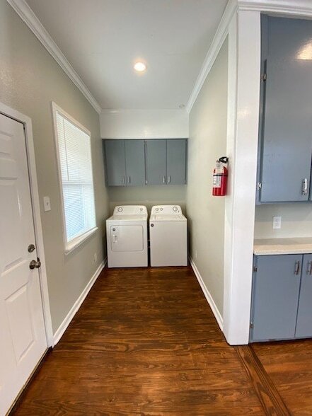 Building Photo - 4727 Walker St