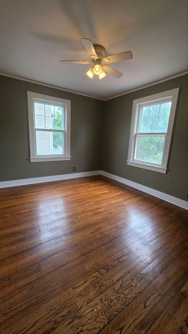 Building Photo - Beautiful 2BR 1BA unit w/ Covered Porch in Downtown Liberty