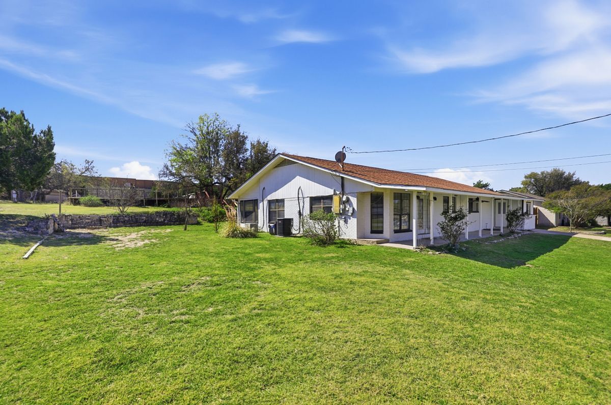 Building Photo - 128 Skyview Terrace