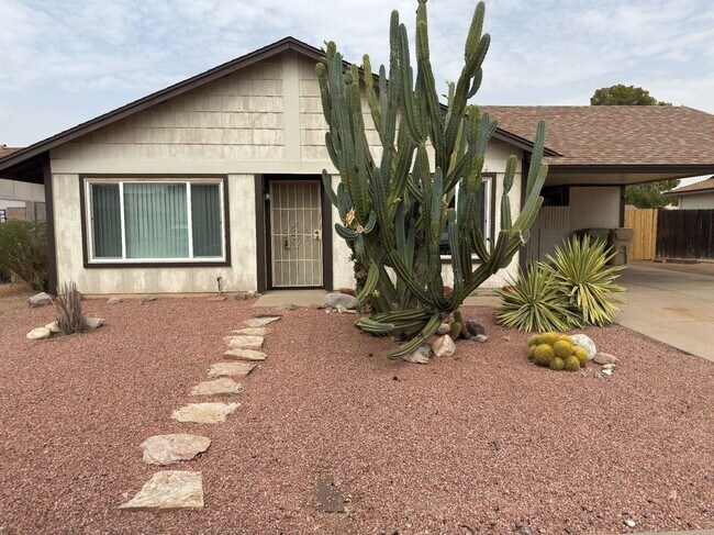 Building Photo - 14814 N 59th Dr