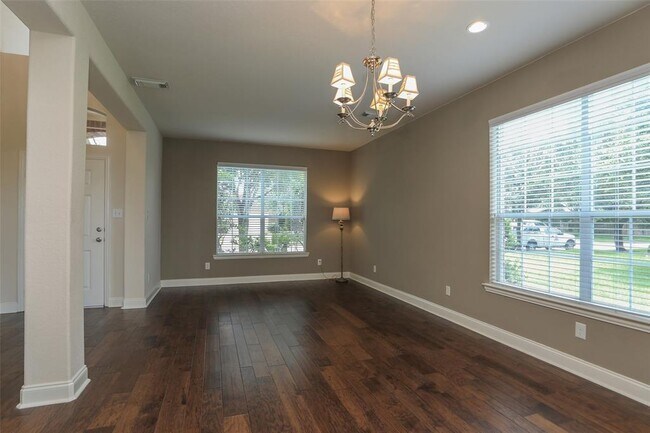 Building Photo - 9603 Red Rugosa Dr