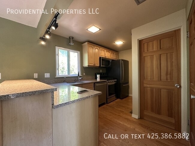 Building Photo - 3114 W Elmore St