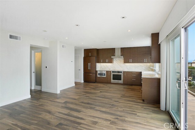 Building Photo - 2504 Highland Ave