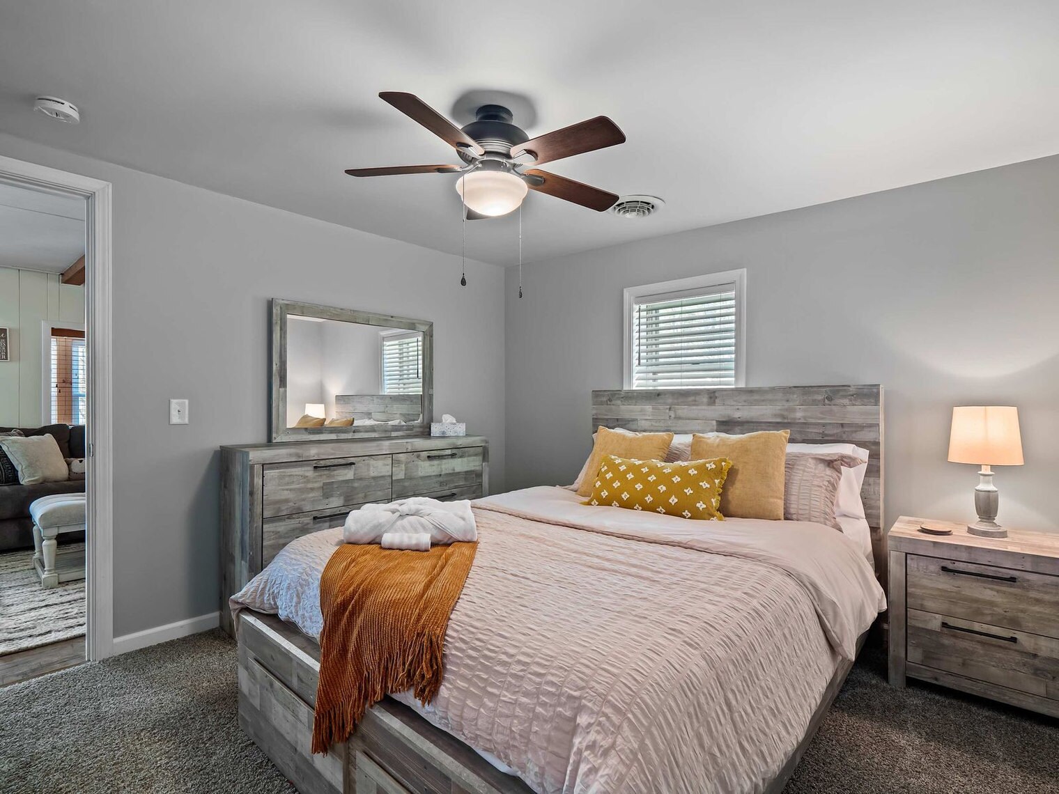 Building Photo - 7268 Leafygreen St