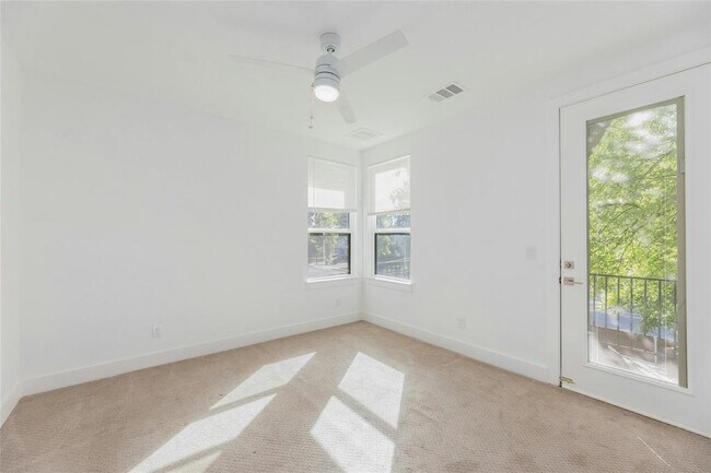 Building Photo - 1114 Walton Ln
