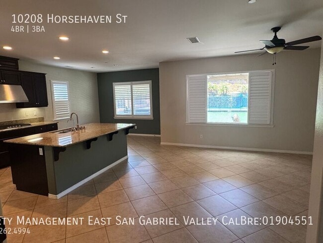 Building Photo - 10208 Horse Haven St