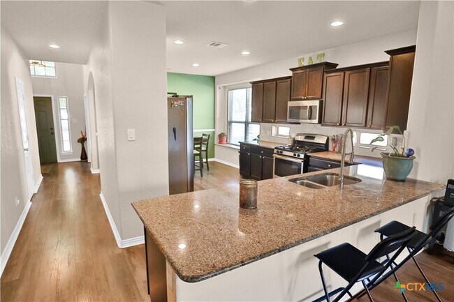 Building Photo - 15523 Birdstone Ln