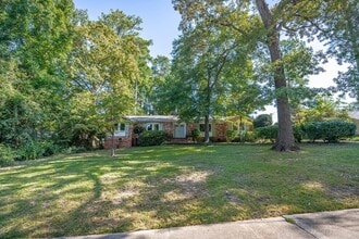Building Photo - 3533 Greenleaf Rd
