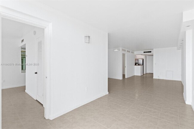 Building Photo - 6450 Collins Ave