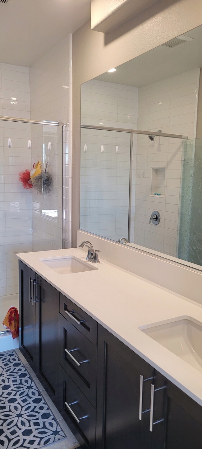 Building Photo - 16755 Coyote Bush Dr