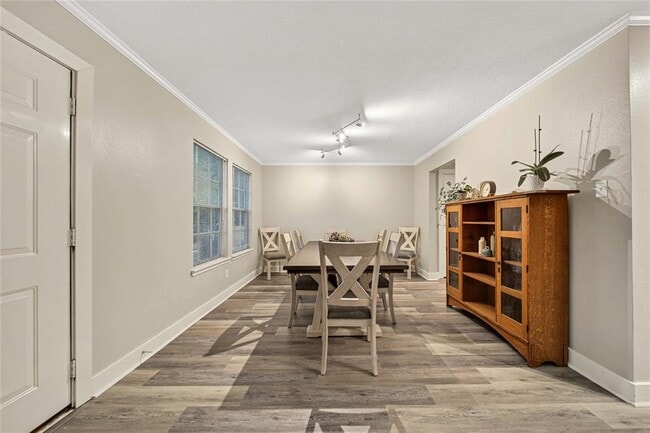 Building Photo - 6202 Spruce Bough Ct