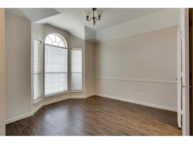 Building Photo - 1414 Stella Dr