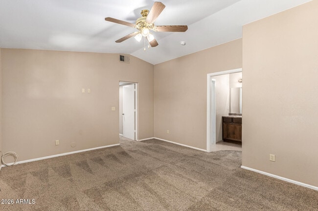 Building Photo - 5227 W Poinsettia Dr