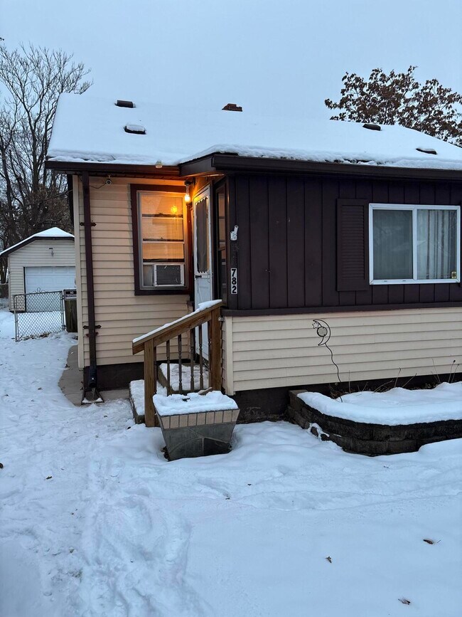 Building Photo - 782 Pensacola Ave