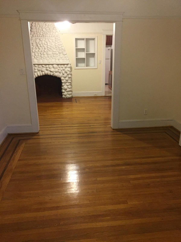Primary Photo - 536 Walnut St