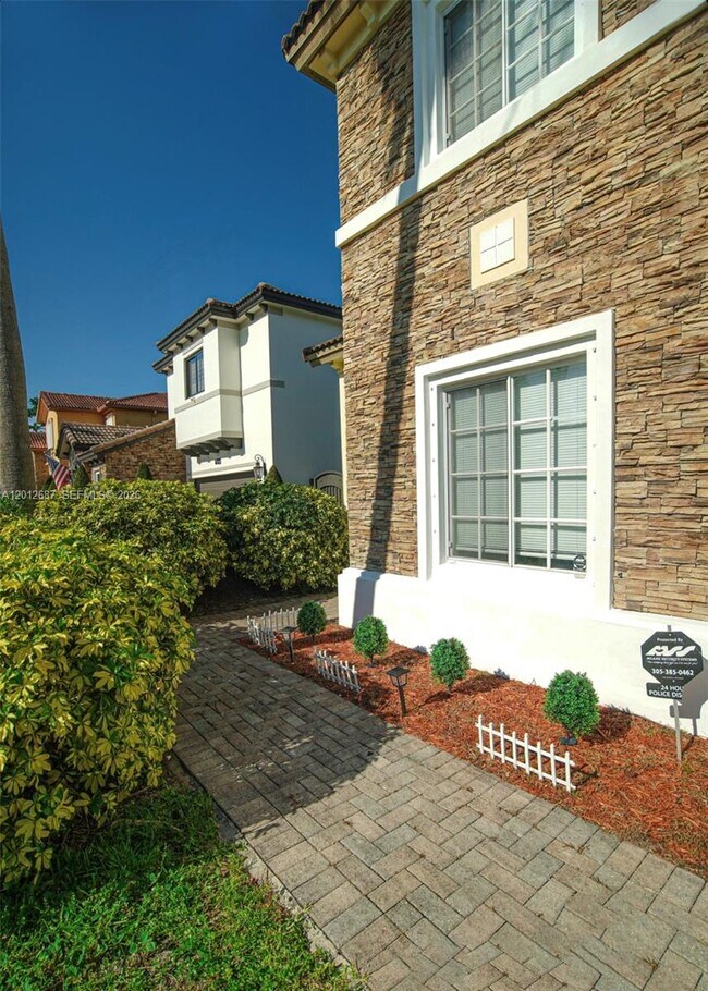 Building Photo - 1751 SW 154th Path